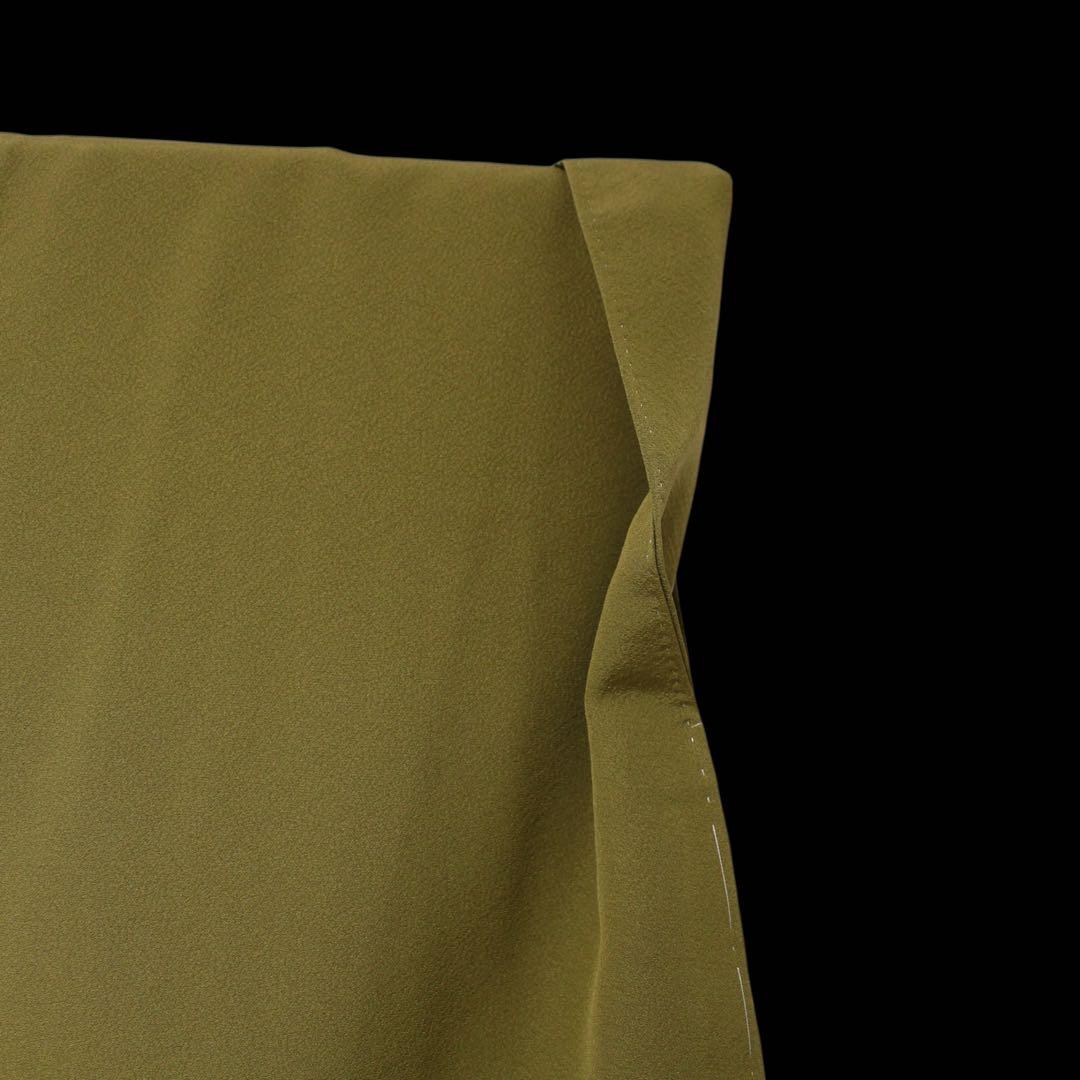 美品　縮緬地　一つ紋色無地着物/裄69 トールサイズ　カーキ色　d19