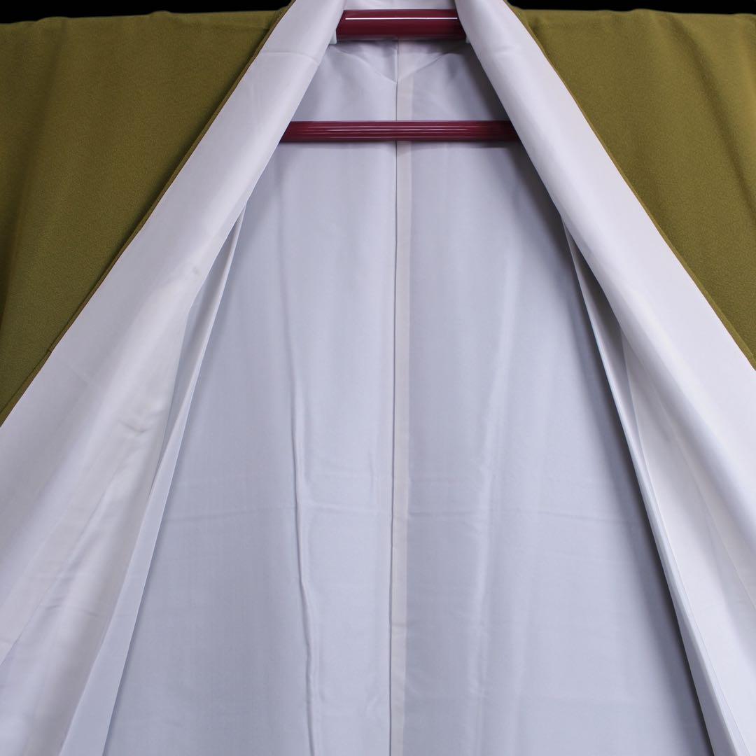 美品　縮緬地　一つ紋色無地着物/裄69 トールサイズ　カーキ色　d19