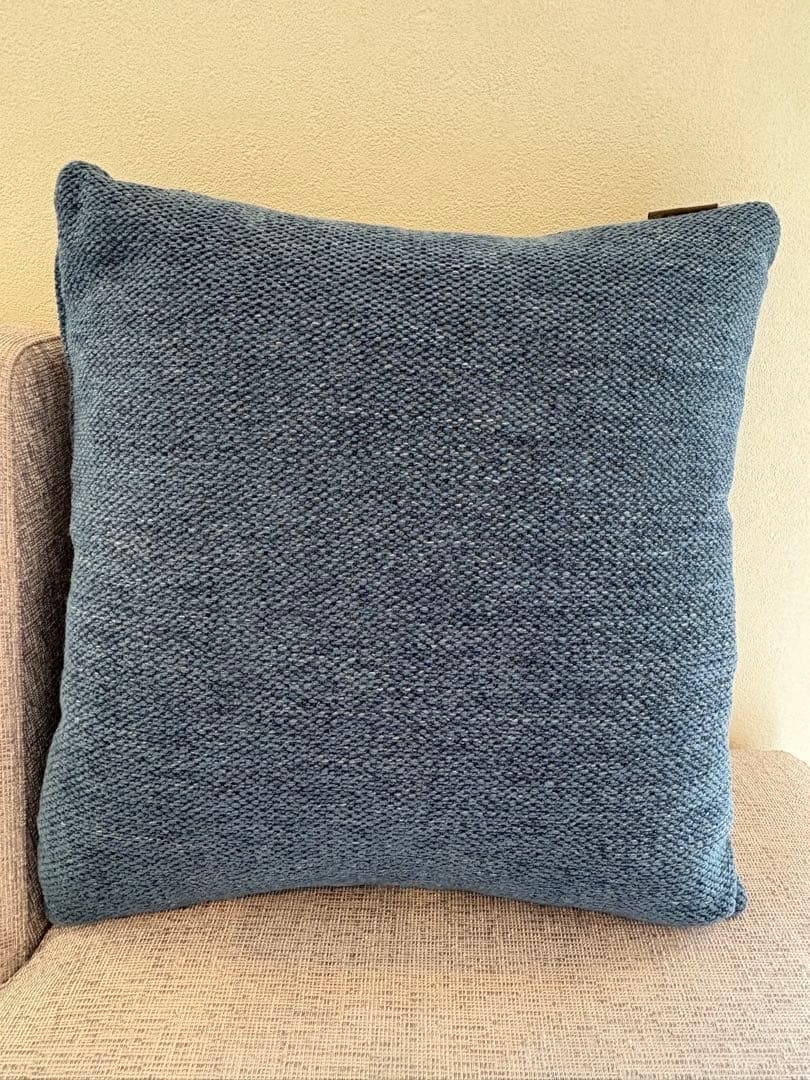 ⭐︎マスターウォール⭐︎ダークブルー ニット クッション 45cm⭐︎美品