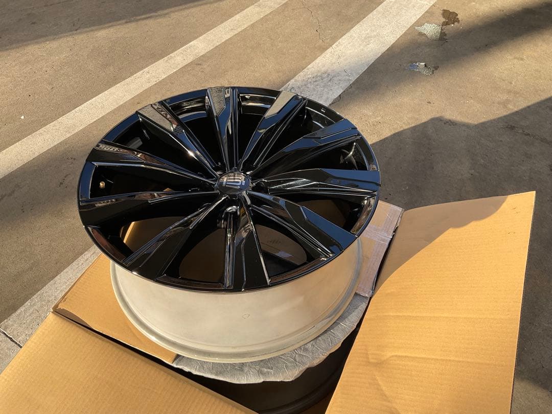 21インチ ブラック ホイール クラウン純正　新車外し