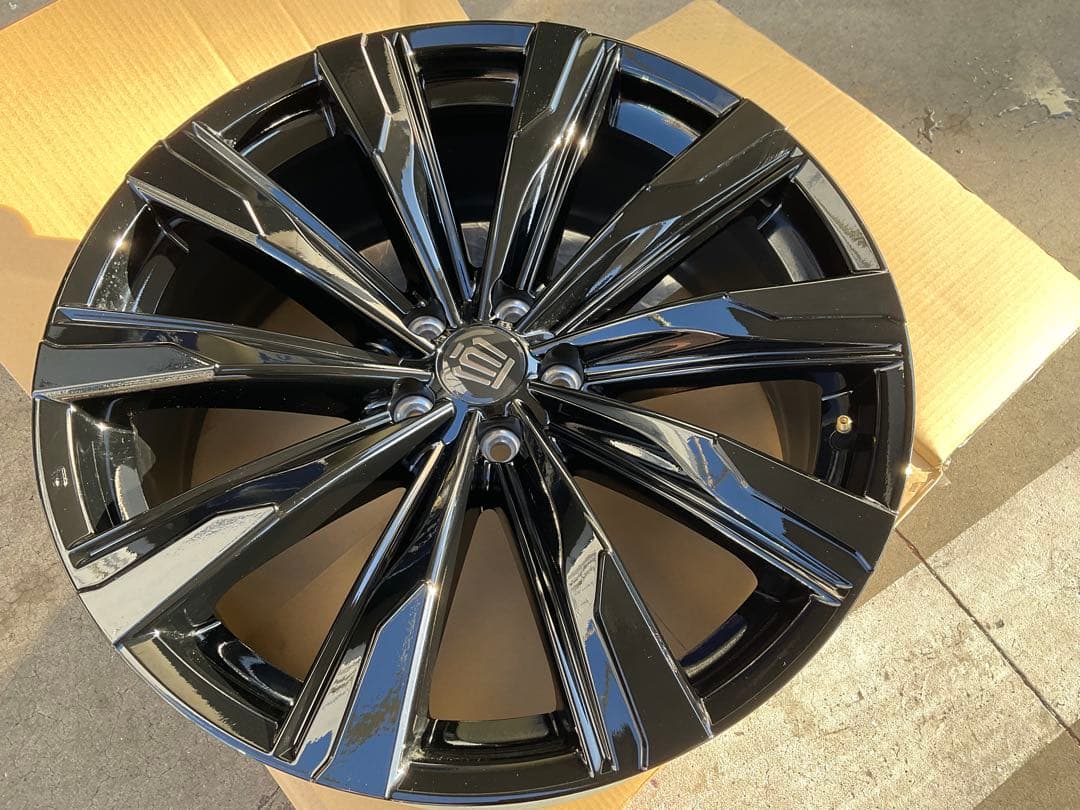 21インチ ブラック ホイール クラウン純正　新車外し