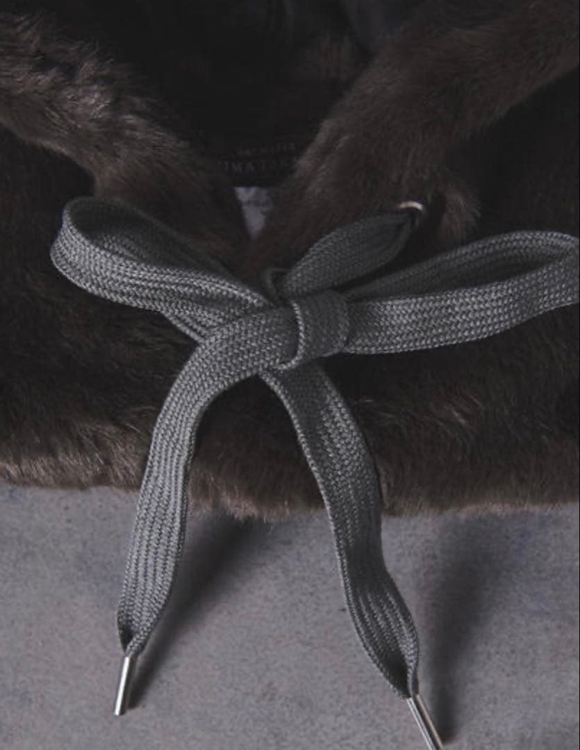 ＜KIJIMA TAKAYUKI（キジマ タカユキ）＞フェイクファー フード