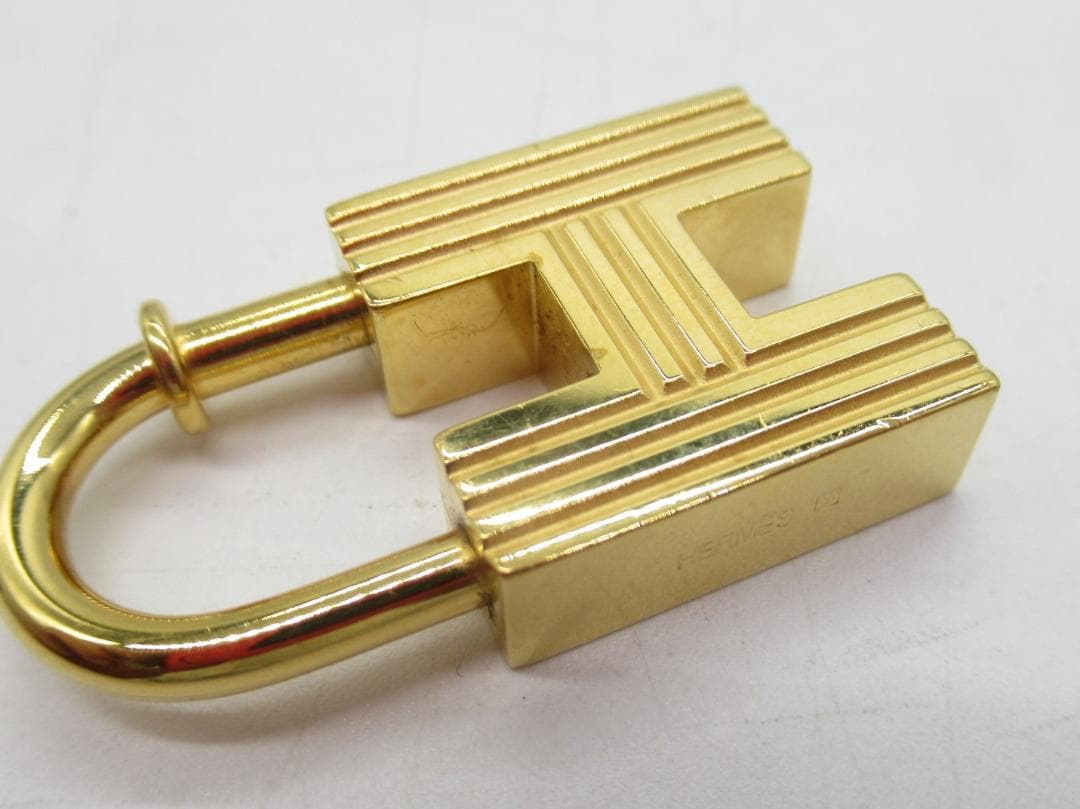 エルメス　カデナ　Hモチーフ H2000 ゴールド 中古品