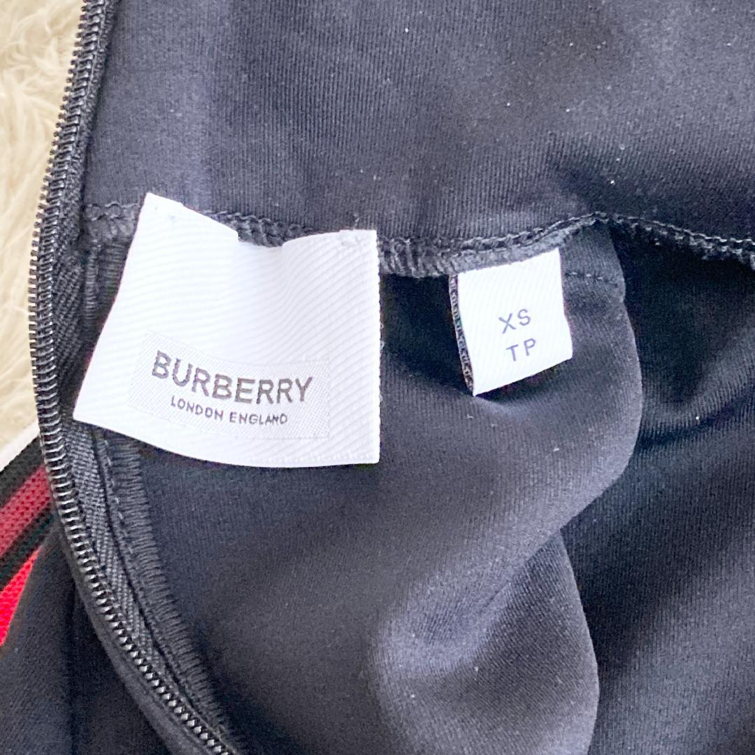 レア 美品　バーバリー　クロップド　ジャージ　ロゴ　刺繍　ストライプ