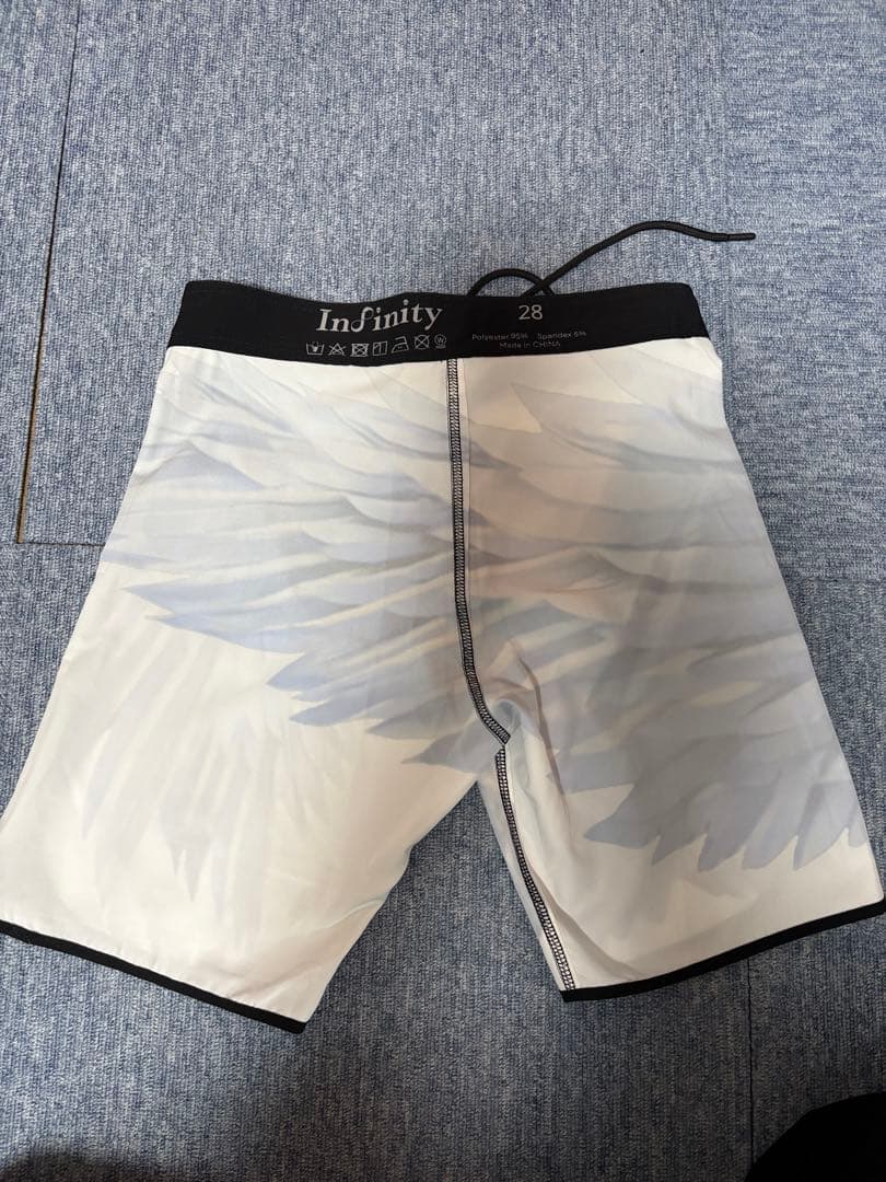 Infinity サーフパンツ　サイズ28