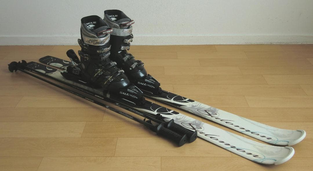 ■■送料無料■サロモン■女性用スキー4点セット■145/24.5■メンテ付■■