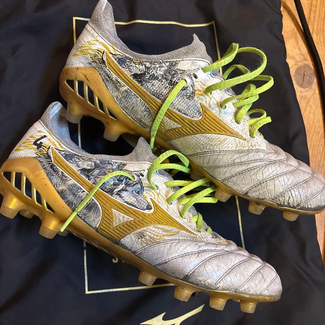 。*様 国内500足限定】ミズノ モレリアネオ3β SR4