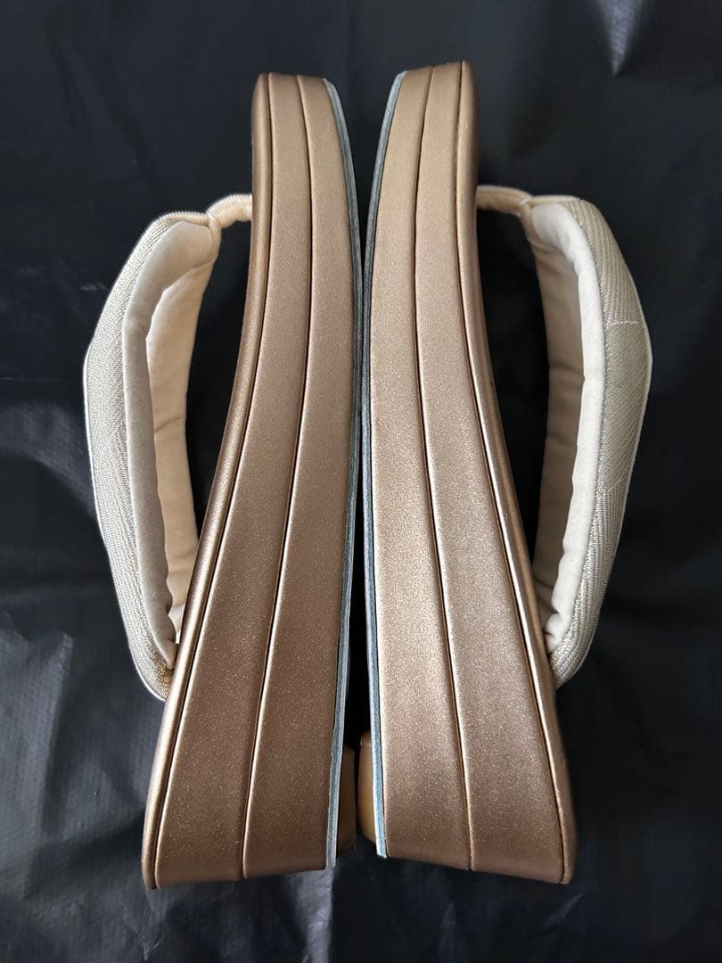 礼装用　ゴールド草履バックセット　　　　　　　正装用　フォーマル