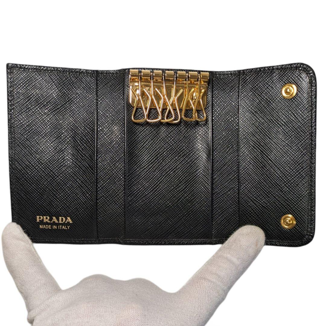 ぷりん【極美品】PRADA ブラックレザーキーケース