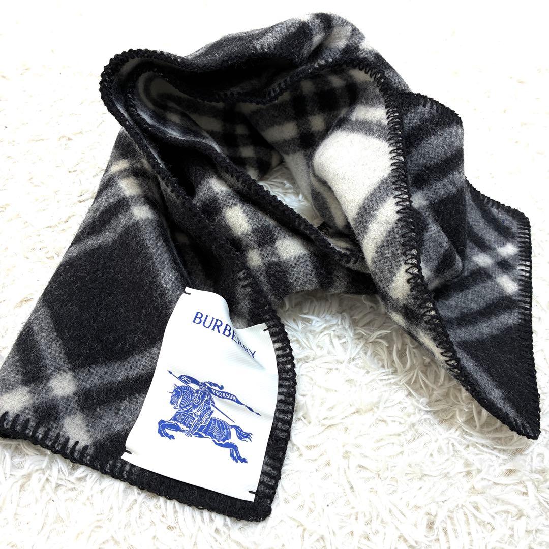 未使用保管品 バーバリー マフラー チェック柄 ホースロゴタグ ユニセックス 黒
