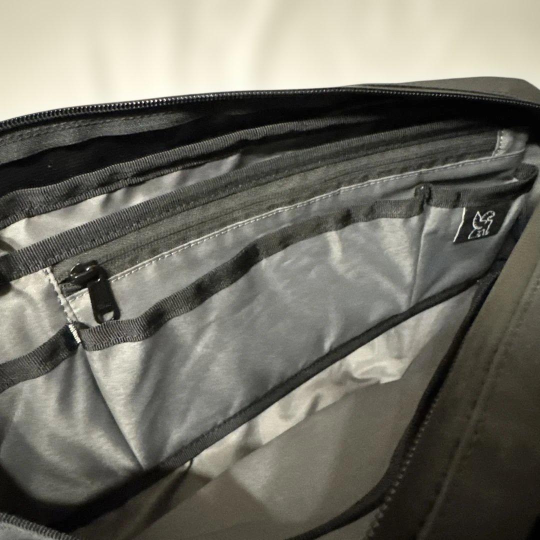 CHROME カデット スリング バッグ 9L オーガナイザー付き