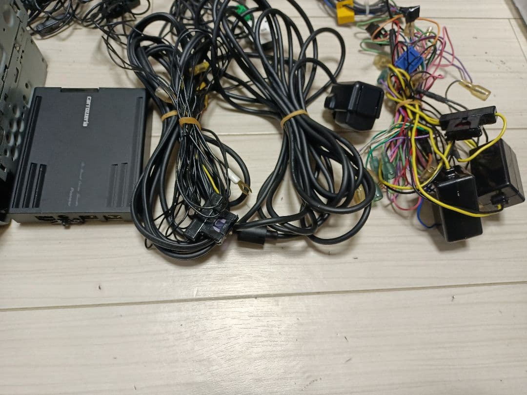 １*e様 HDDサイバーナビ 地デジ carrozzeria AVIC-VH09