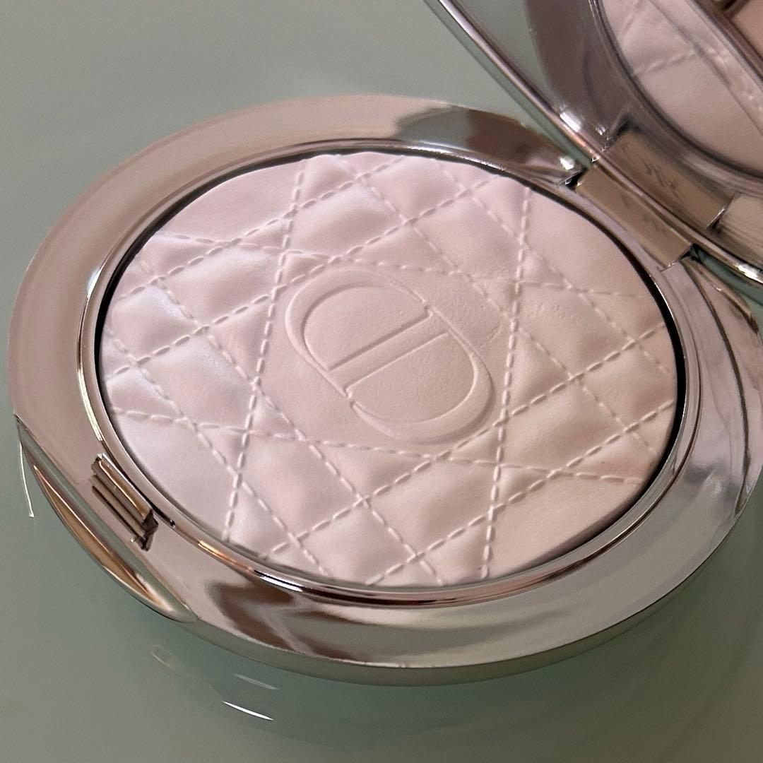 ディオールスキンフォーエバーヌードラディアントフィルター マットフィルター