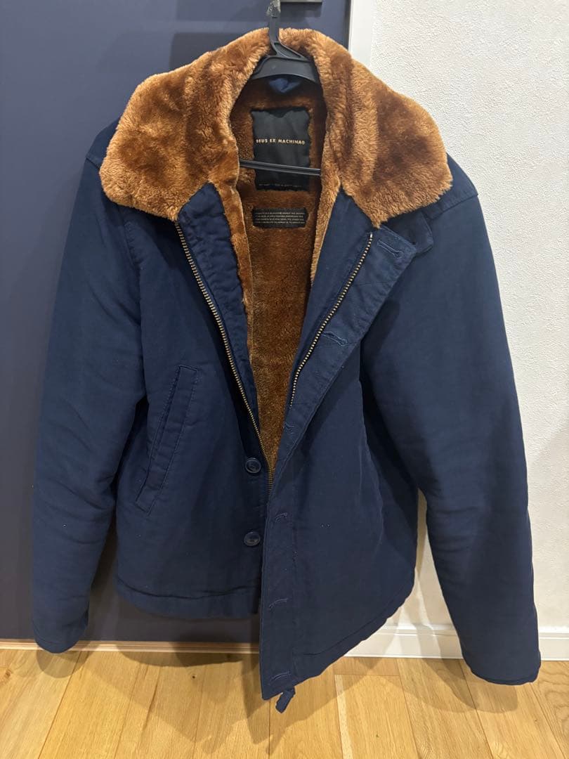 デウス デウスエクスマキナ　新品33000税込　ボンバージャケット　サイズXS