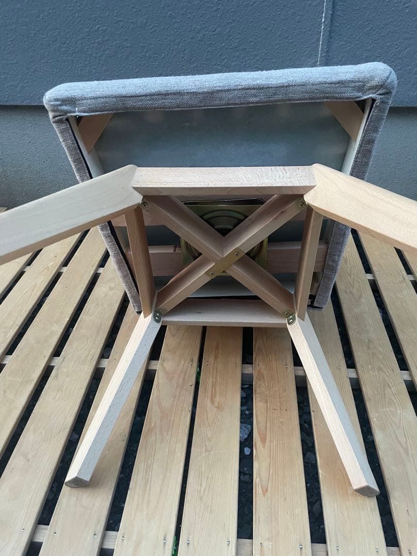 美品　ファブリックダイニングチェア(Nコレクション C-60S NA/NSF