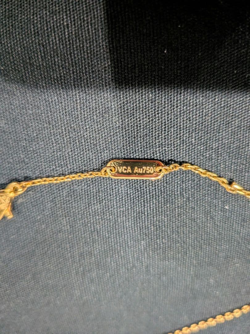 ゴールド 花型ネックレス　ノーブランド