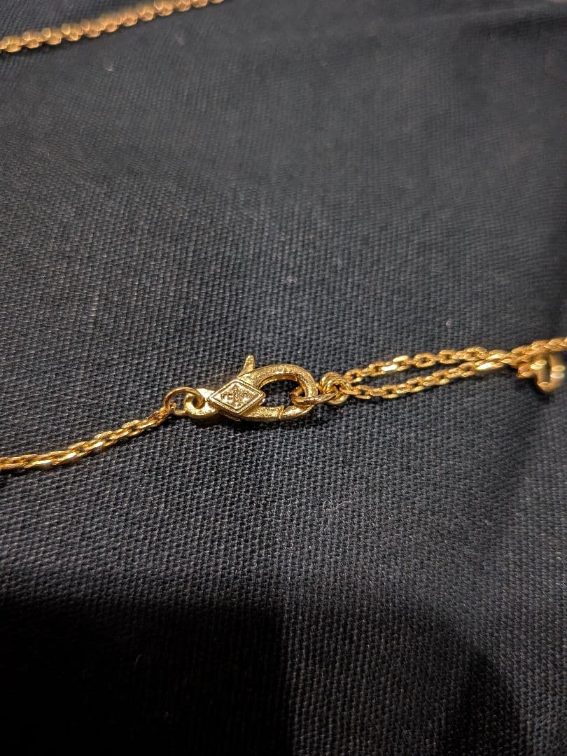 ゴールド 花型ネックレス　ノーブランド