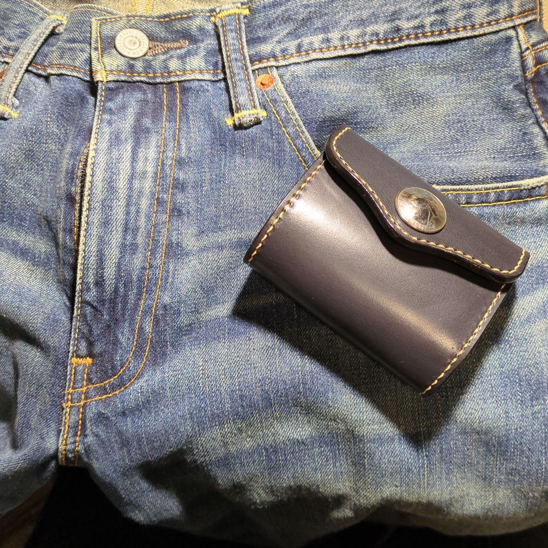 姫路ヌメ革 U型ミニ財布 ハンドメイド 2つ折り財布 小さい財布 コンチョ 黒