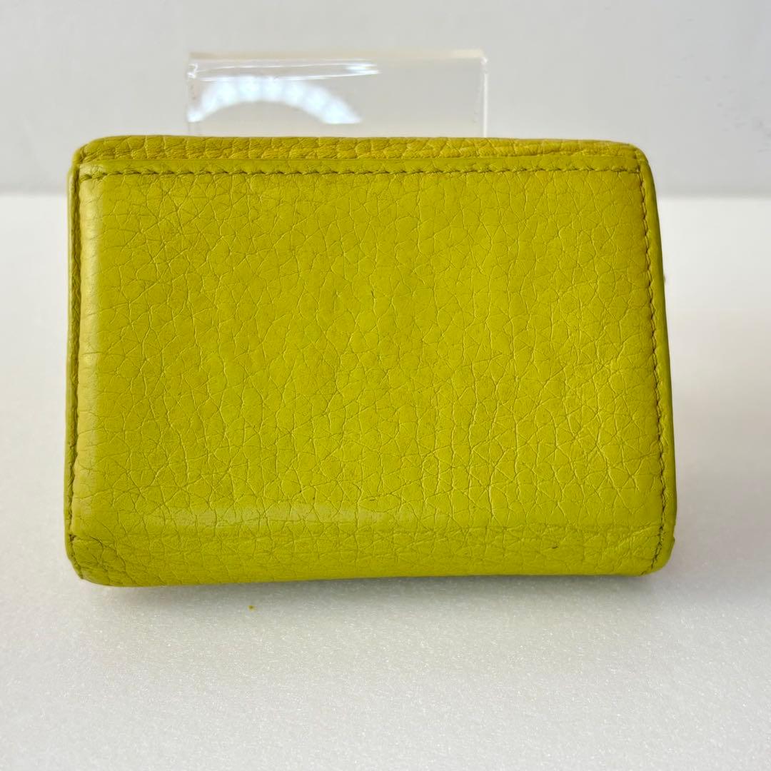 ルイヴィトン 財布　カプシーヌ　三つ折り　ミニウォレット イエロー　黄緑