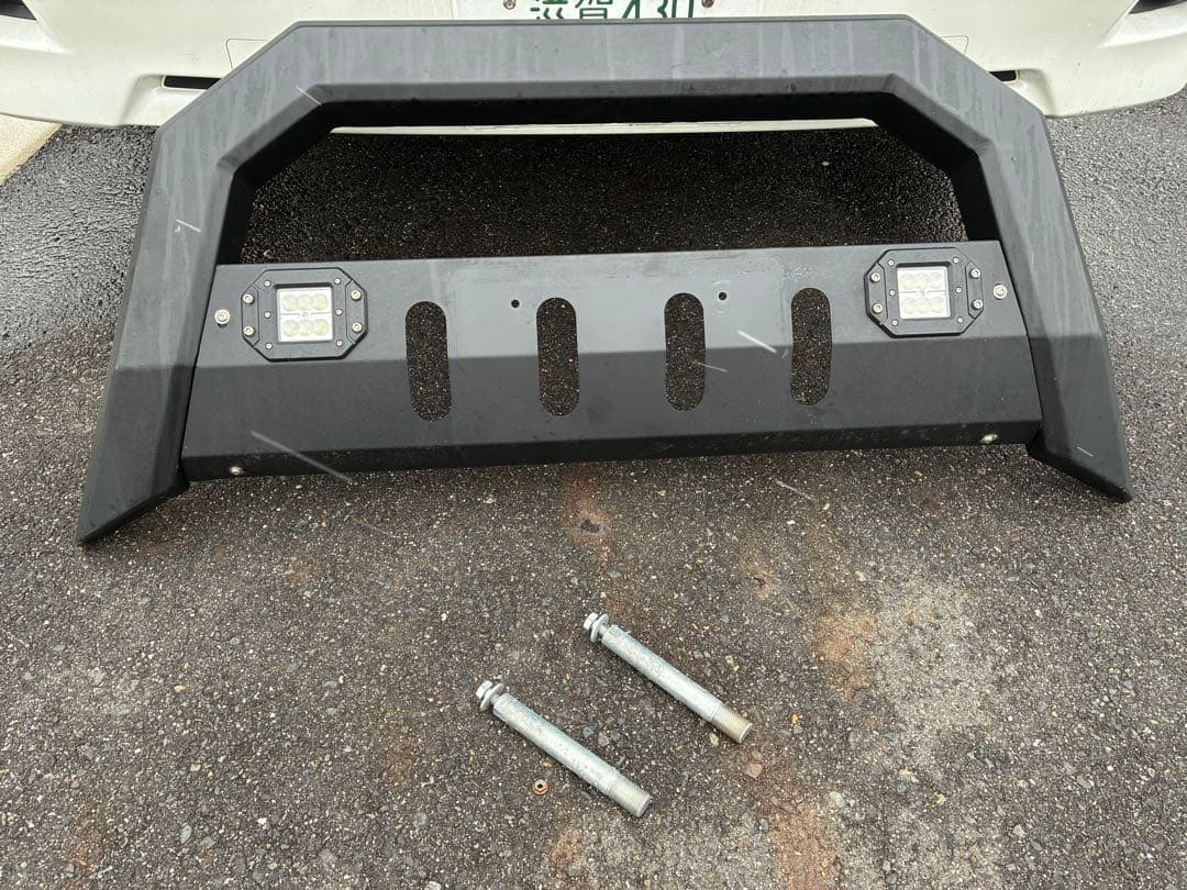 200系　ハイエース　標準　バンパーガード　フォグ付き　マットブラック