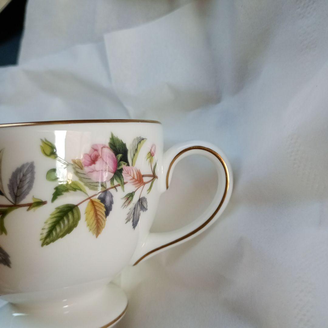 ウェッジウッド　ハザウェイローズ　トリオ　20.5cm　★おまけ15.5cm★