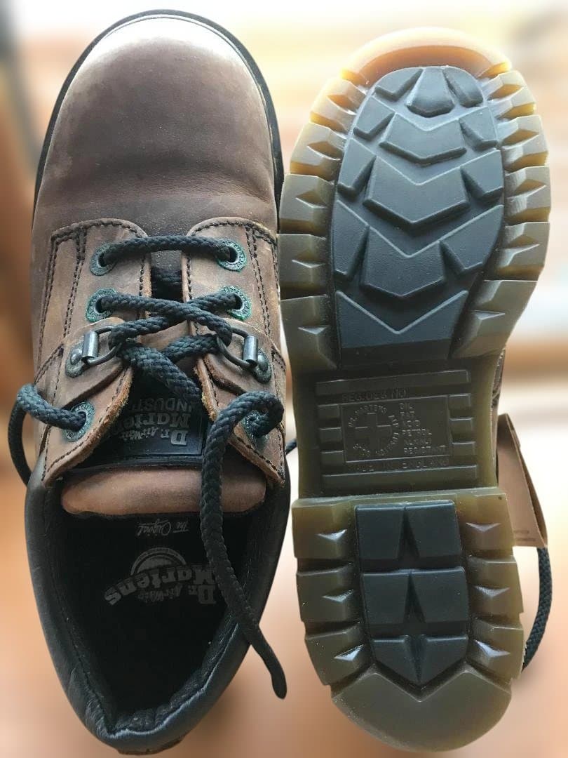 Dr. Martens　ブラウン革靴　（新品保管品）