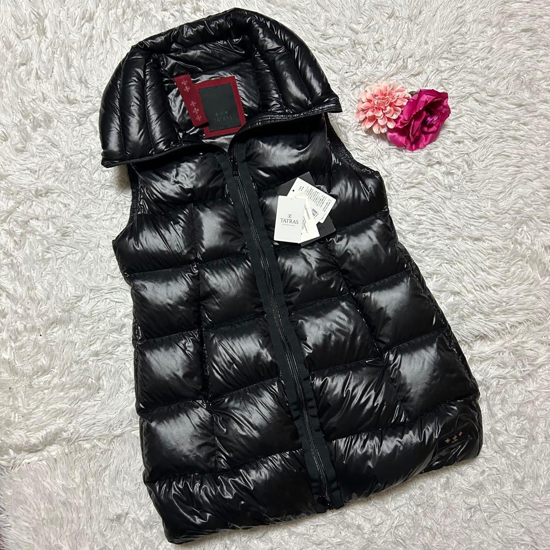 【希少】美品 タトラス ダウン ベスト 光沢 シャイニング L 黒 艶感 タグ