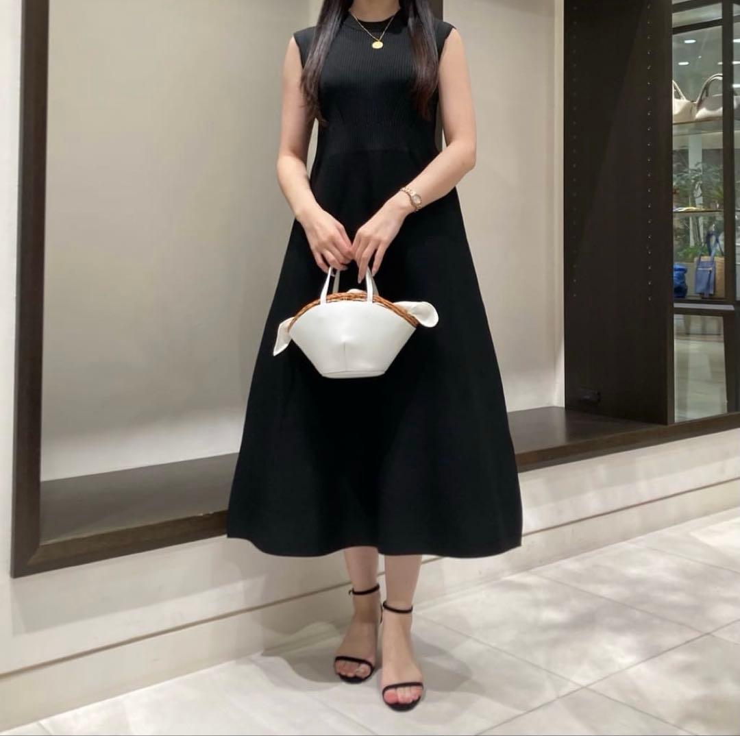 アルアバイル　ルルウィルビー ニットフレアーワンピース