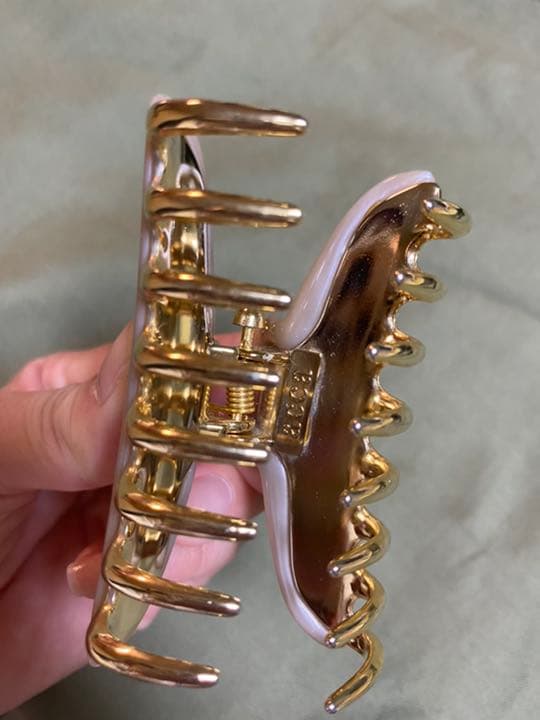 金額交渉依頼はご購入予定の方のみ acca ティアラクイーン　中サイズ