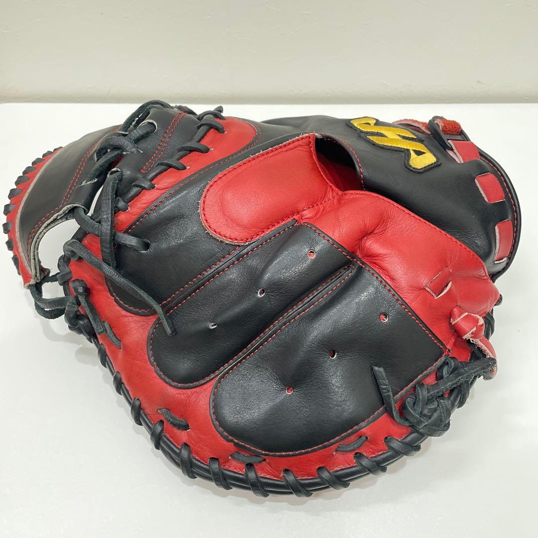 ハタケヤマ キャッチャーミット　甲斐拓也モデル　黒赤