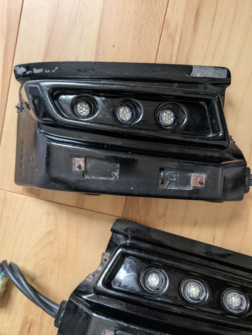 ハイエースモデリスタLEDデイライト