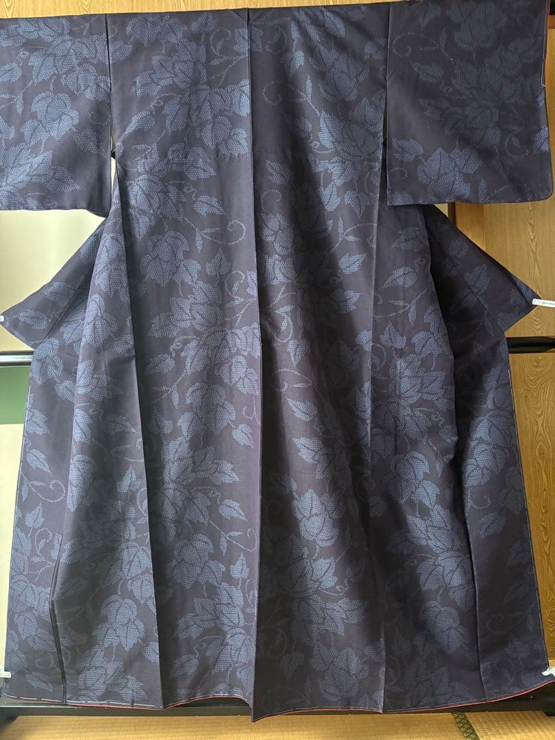 結城紬 はたおり娘 小紋 縦縞葡萄文 証紙未使用 26-18