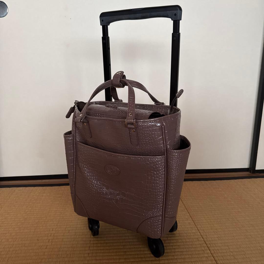 美品　swany スワニー キャリーバッグ クロコ型押し ブラウン