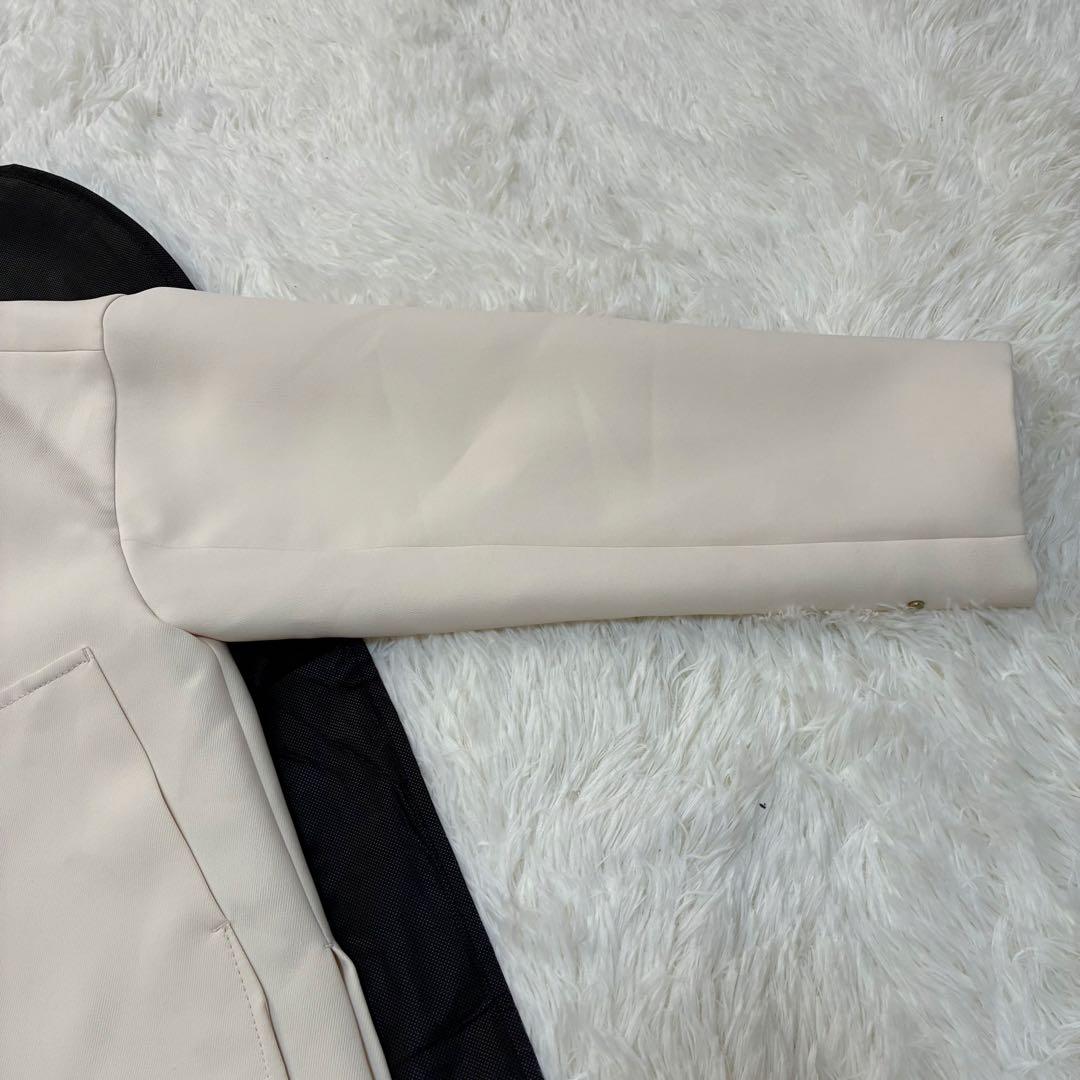 ロペ　三尋木奈保さんコラボ ダブルジップ　ノーカラージャケット　S ホワイト