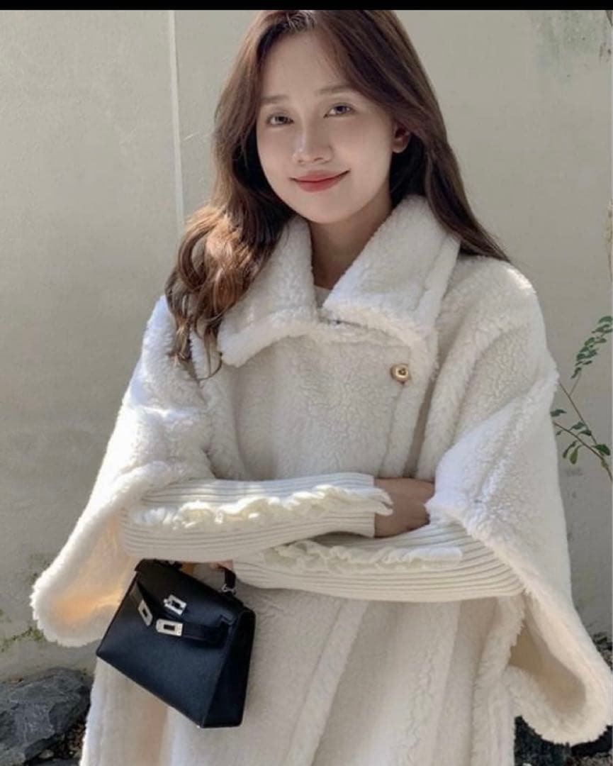 バースデーバッシュ　ポンチョコート　ボアコート