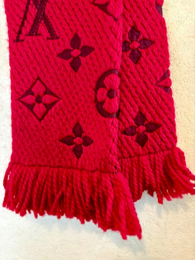 ルイ・ヴィトン ロゴマニア ルビ マフラー 美品 箱付き　購入証明書