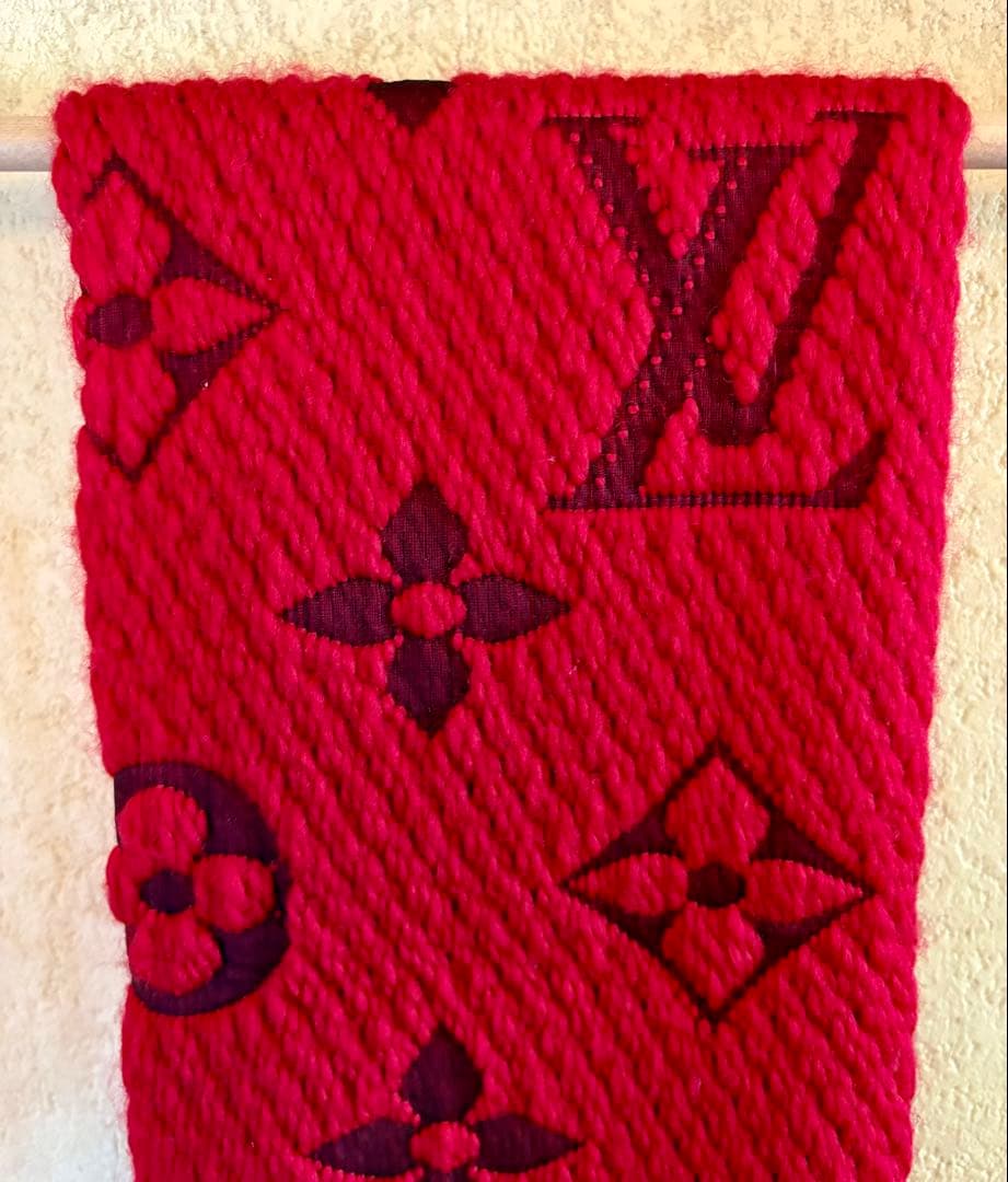 ルイ・ヴィトン ロゴマニア ルビ マフラー 美品 箱付き　購入証明書