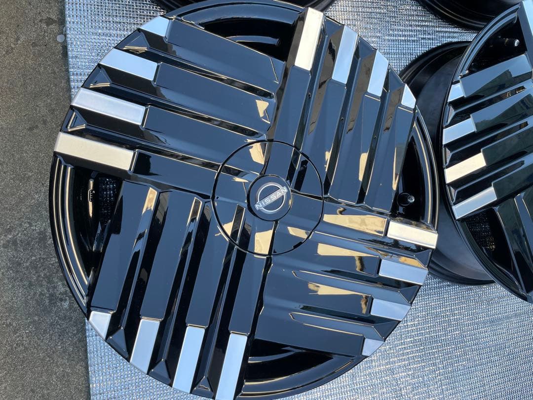 日産　E13 ノート　オーラ　純正ホイール　AURA