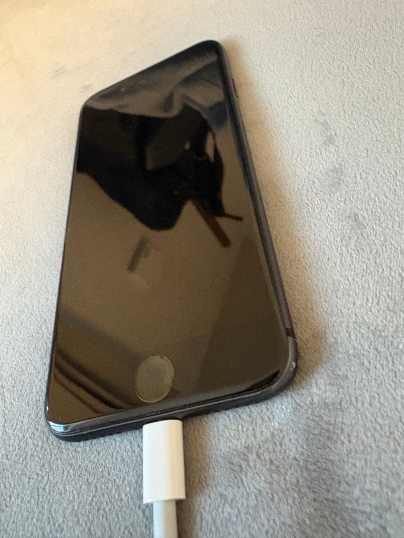 Apple iPhone 8 ブラック 本体 64GB