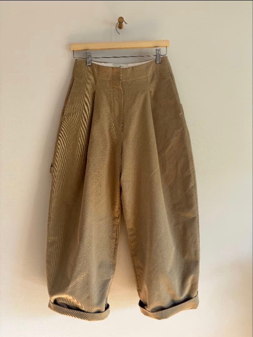 STUDIO NICHOLSON　ボリュームパンツ　サイズ0