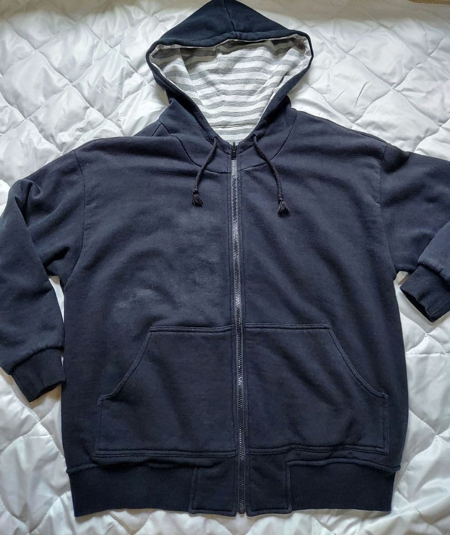 [レア] イッセイスポーツ リバーシブルパーカー 黒×グレー·白