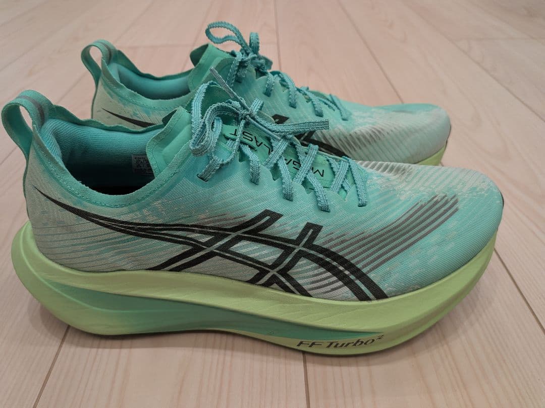 Asics Megablast (駅伝) 27.5