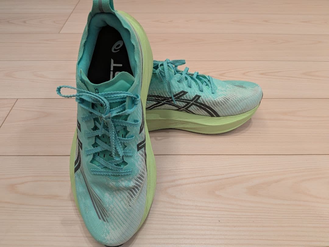 Asics Megablast (駅伝) 27.5