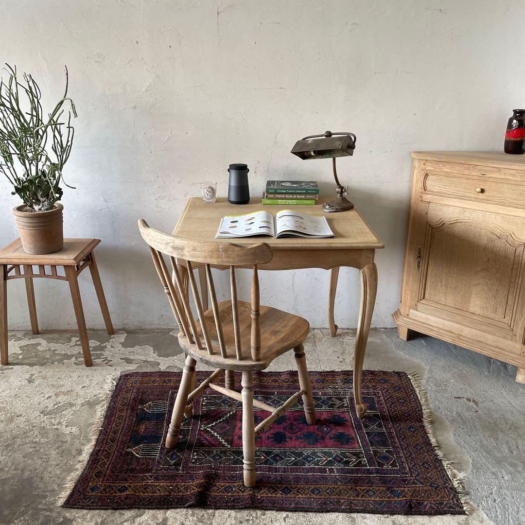 kkeeビンテージ　ダイニングテーブル デスク　作業台猫脚　剥離