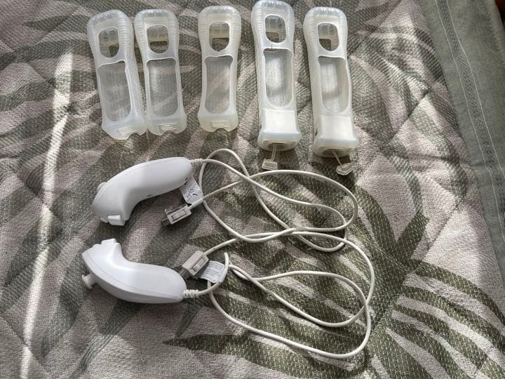 【値下げしました！】Nintendo Wii RVL-S-WD