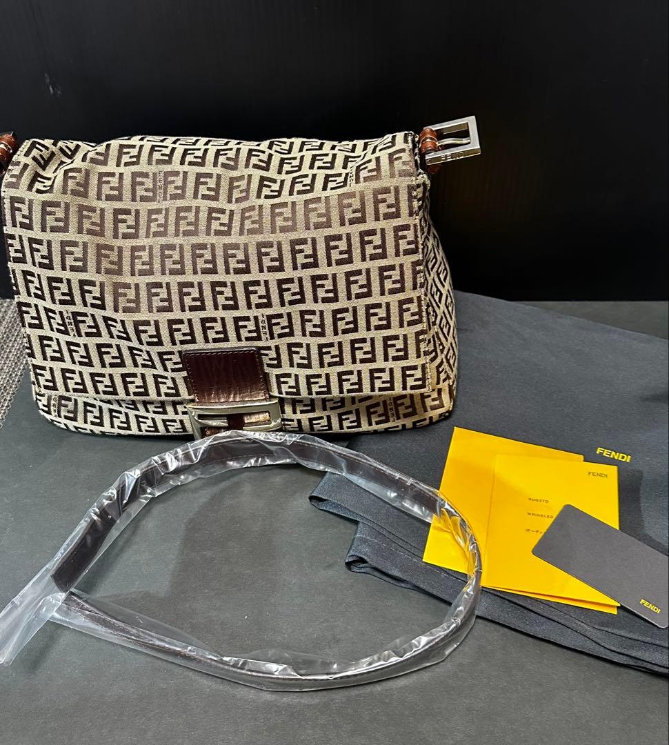 【ルイス】★新品 FENDI マンマバケット