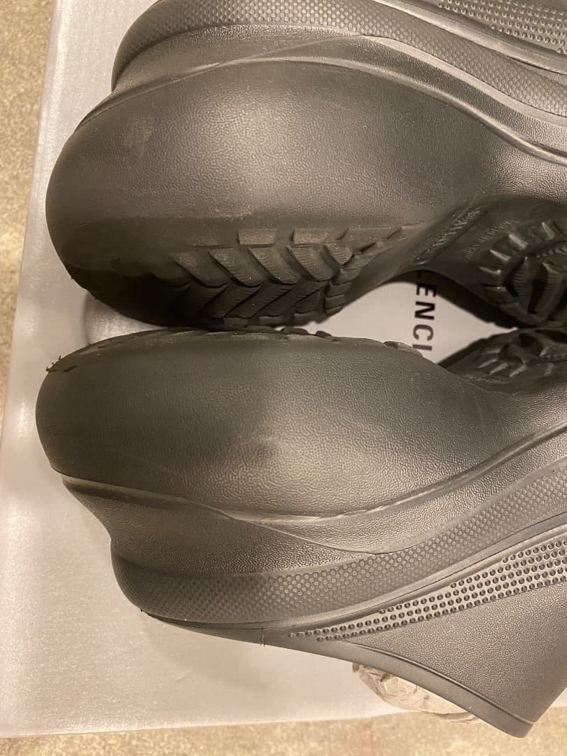 靴 BALENCIAGA crocs sandal