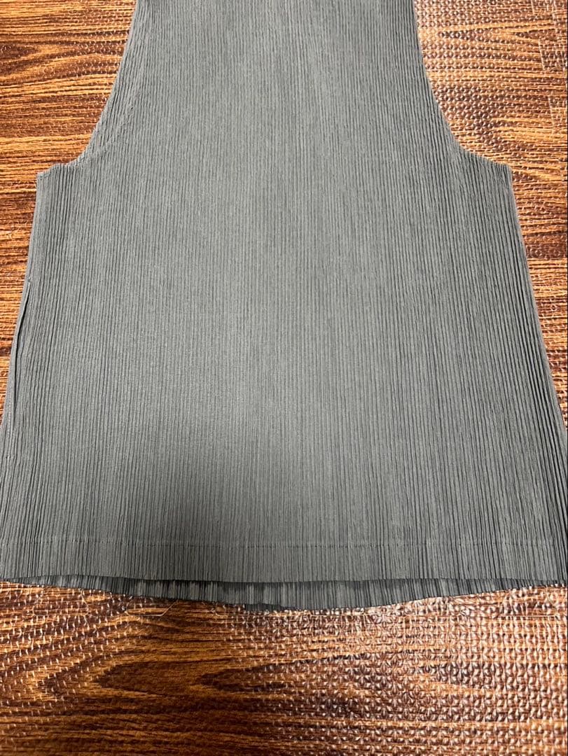 美品 ISSEY MIYAKE ベスト グレー M