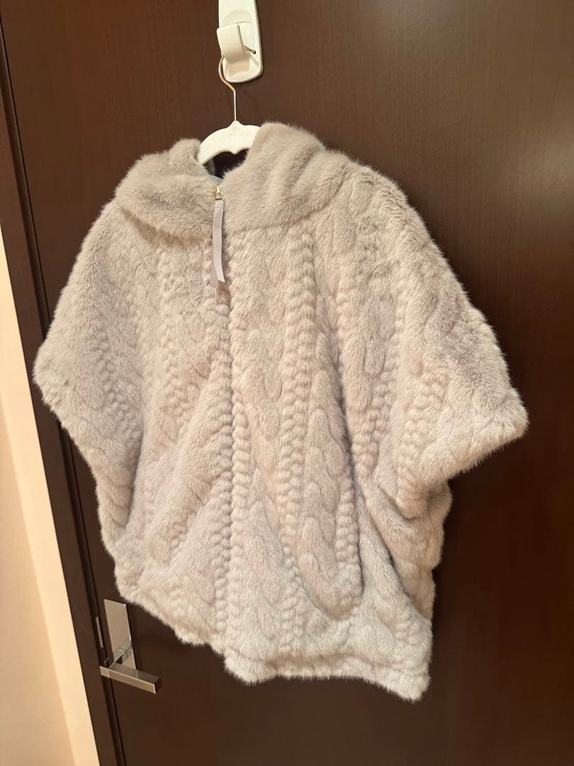 美品⭐︎AVANT LE TEMPS⭐︎フード付きファー　38