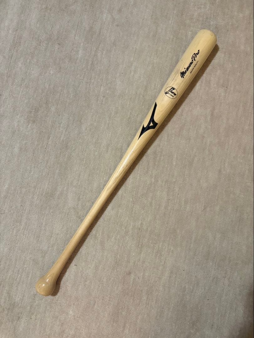 ミズノプロ　西武ライオンズ熊代聖人　木製バット